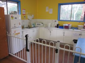 Burnie-Park-Community-Hall-kitchen.jpg